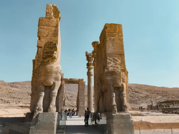 Portões do sítio arqueológico de Persépolis, no Irã