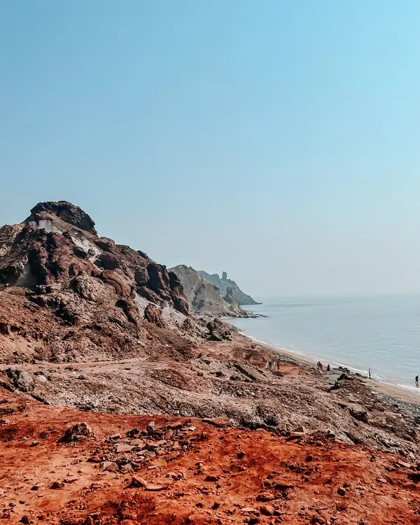 Praia vermelha, Hormuz, Irã