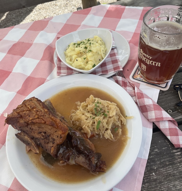 comida tipica alema e cerveja de nuremberg